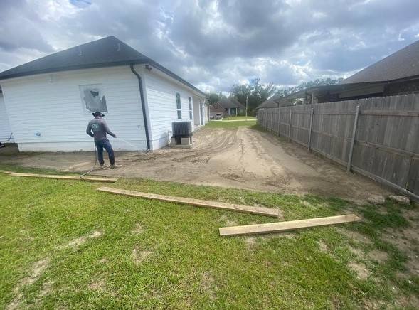 Sod grading and installation by Eric's Tidy Turf, LLC in the greater new orleans area