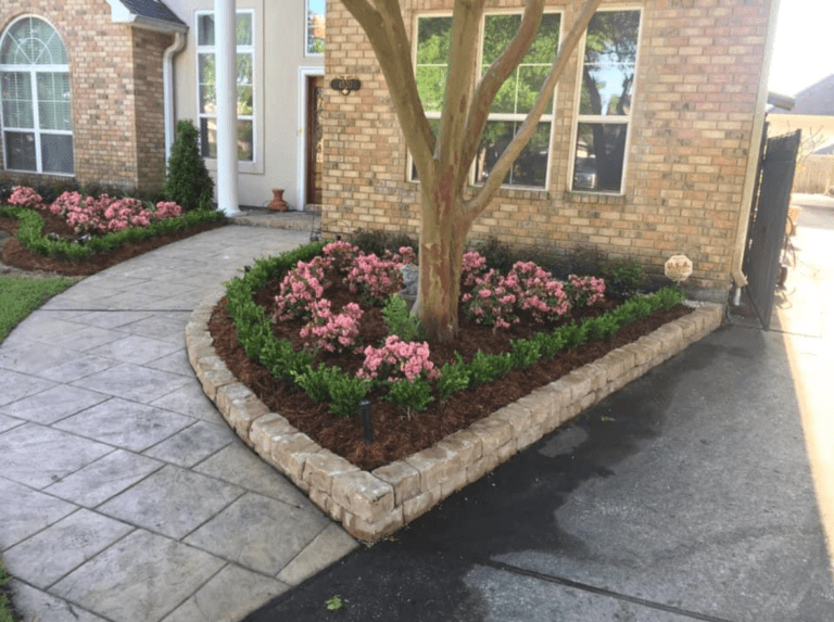 Beautifully crafted hardscaping project installed by Eric's Tidy Turf, LLC in the greater new orleans area