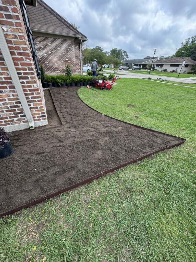 beautiful crafted landscaping project installed by Eric's Tidy Turf, LLC in the greater new orleans area