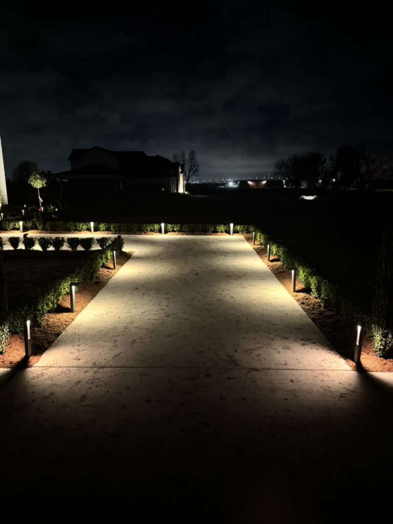 Beautify outdoor landscaping lighting crafted and installed by Eric's Tidy Turf, LLC in the greater new orleans area
