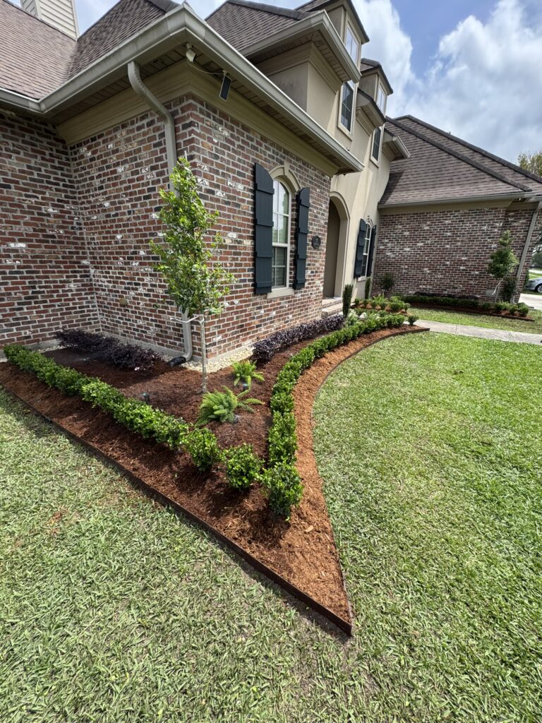 beautiful crafted landscaping project installed by Eric's Tidy Turf, LLC in the greater new orleans area