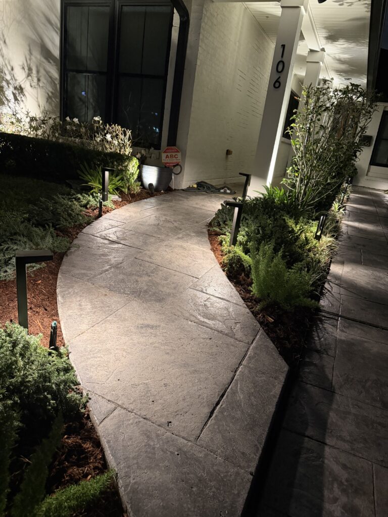 Beautify outdoor landscaping lighting crafted and installed by Eric's Tidy Turf, LLC in the greater new orleans area